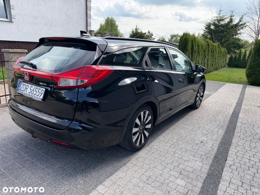 Honda Civic 1.6 i-DTEC Executive Navi - 10
