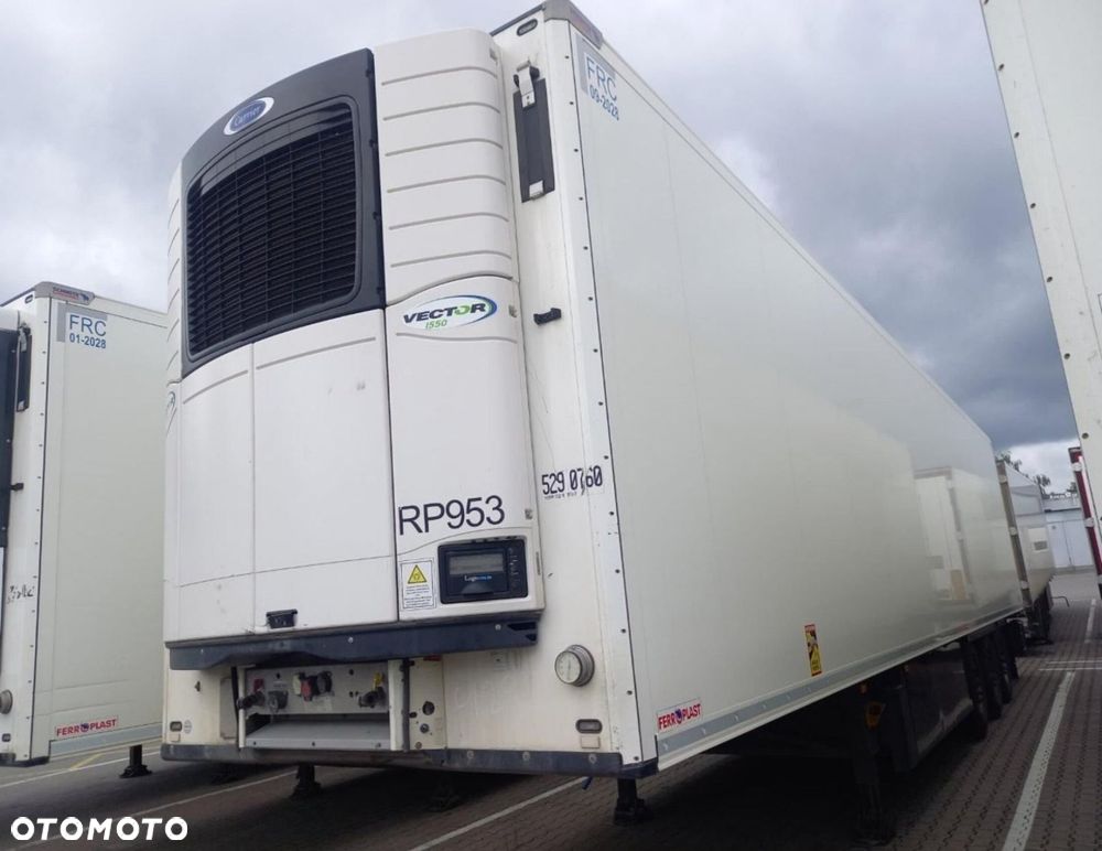 Schmitz Cargobull SKO FP 45 Carrier Vector 1550 - 3