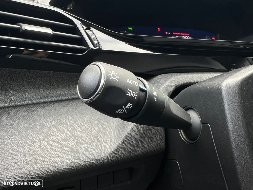 Peugeot 308 1.2 PureTech Allure - 12