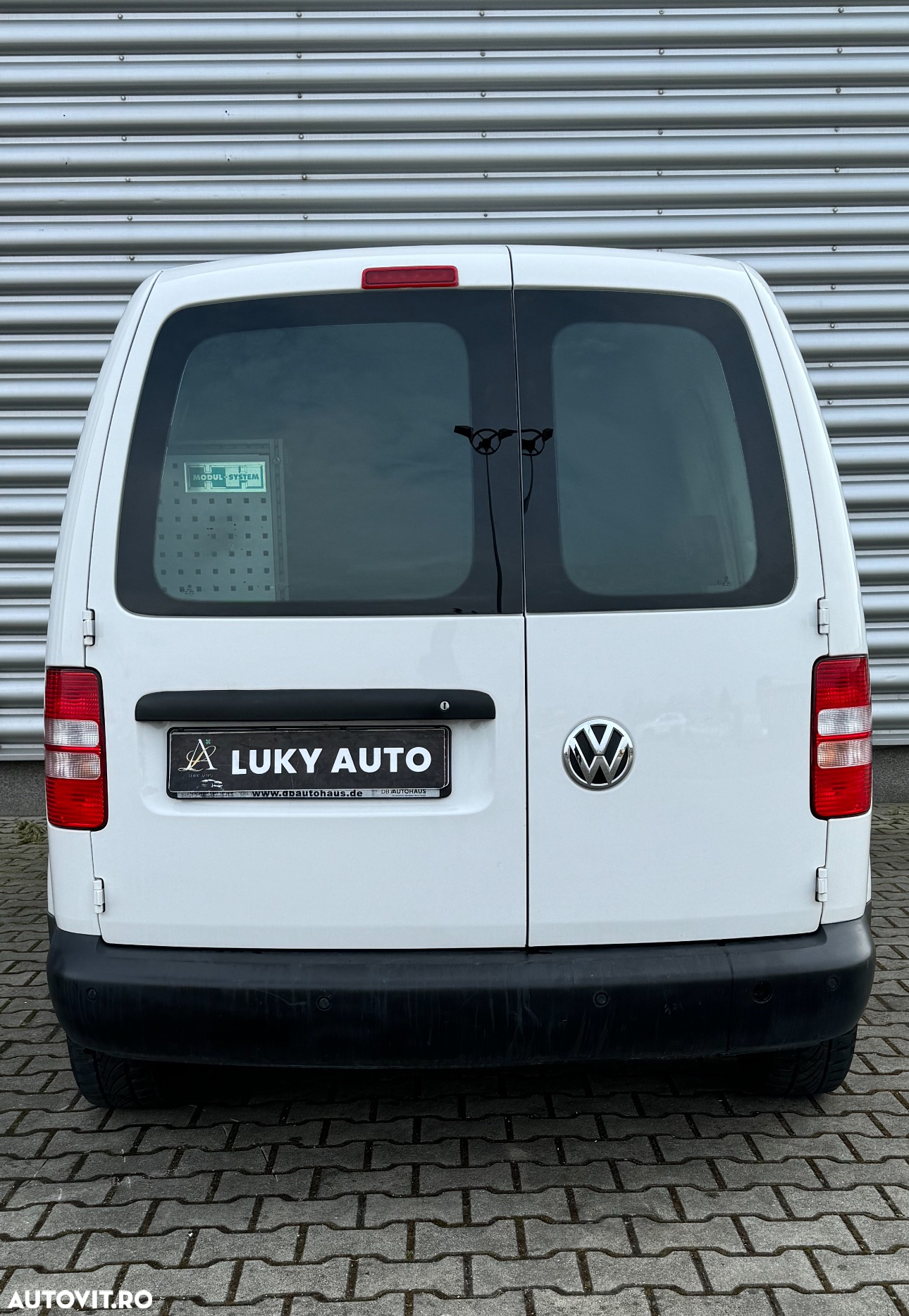 Volkswagen Caddy - 10