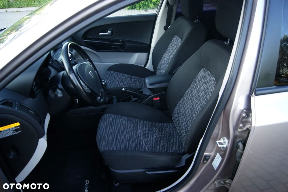 Kia Ceed 1.4 CVVT Attract - 15