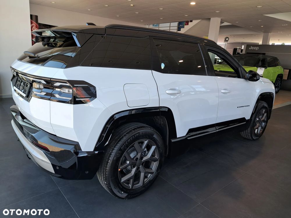 Jeep Compass 1.2 T3 mHEV First Edition FWD DCT - 4