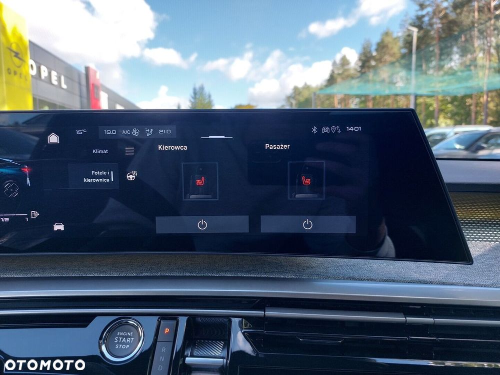 Peugeot 3008 1.2 PureTech mHEV GT S&S e-DCS6 - 29