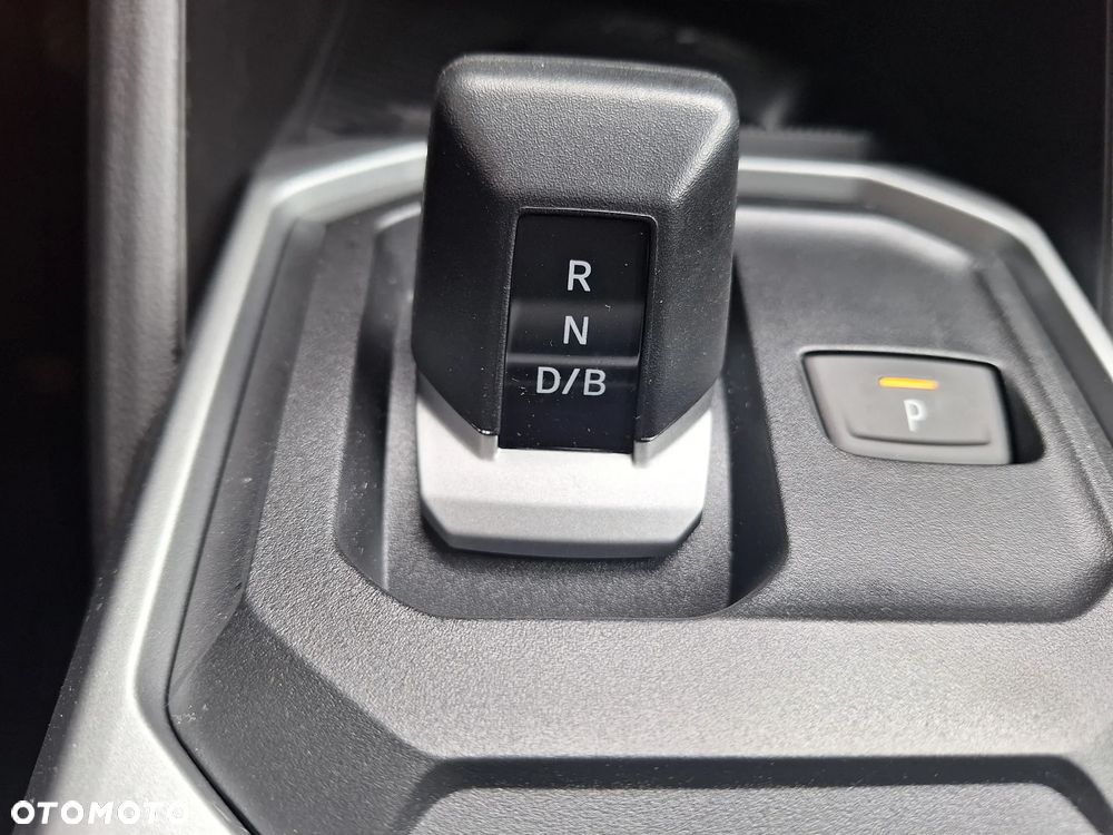 Dacia Duster 1.8 Full Hybrid 155 Journey MMT - 11