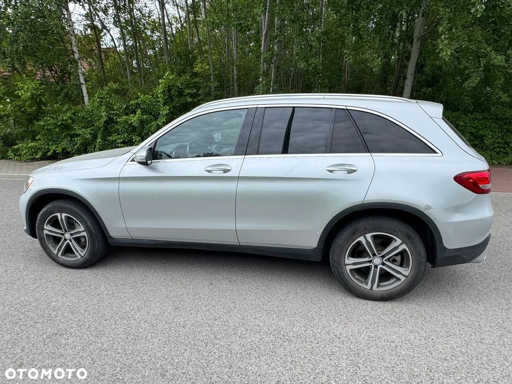 Mercedes-Benz GLC 300 4Matic 9G-TRONIC Exclusive - 12