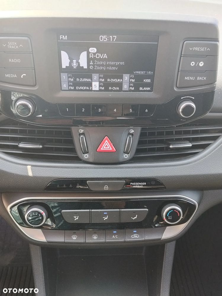 Hyundai i30 1.4 T-GDI Classic + - 9