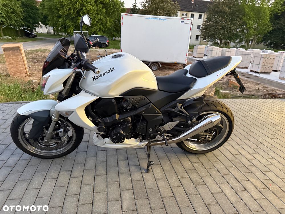 Kawasaki Z - 12