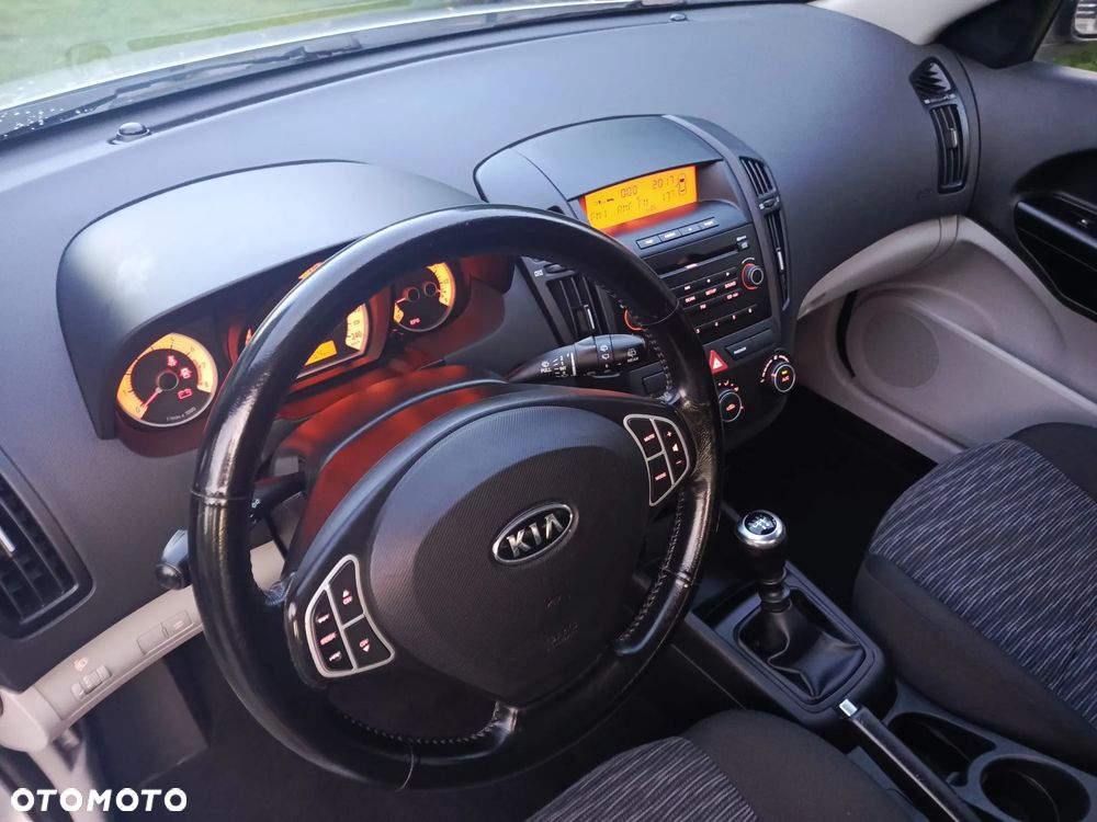 Kia Ceed 1.4 CVVT EX - 8