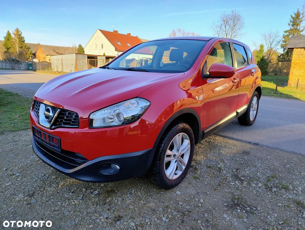 Nissan Qashqai 1.6 visia - 2