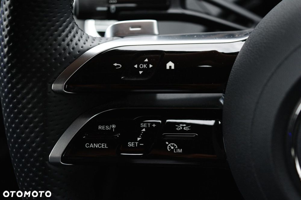 Mercedes-Benz Klasa E - 17