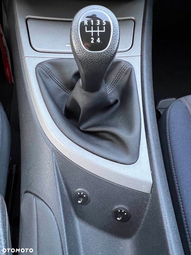 BMW Seria 1 - 8
