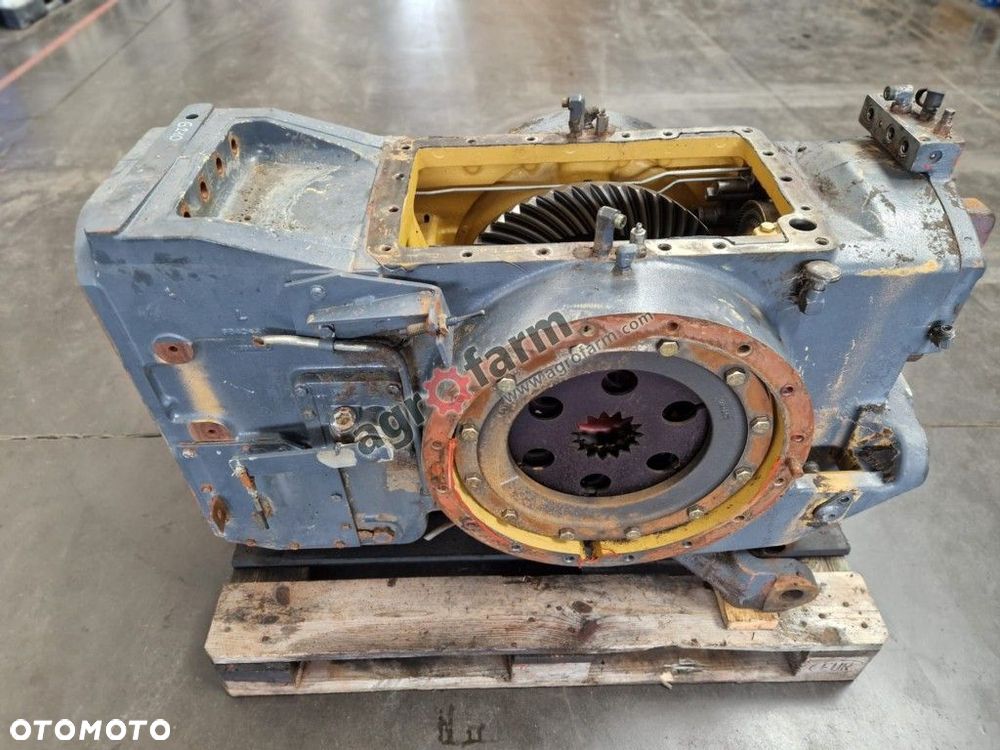 Tylny most New Holland G210, G240, G170 - 1