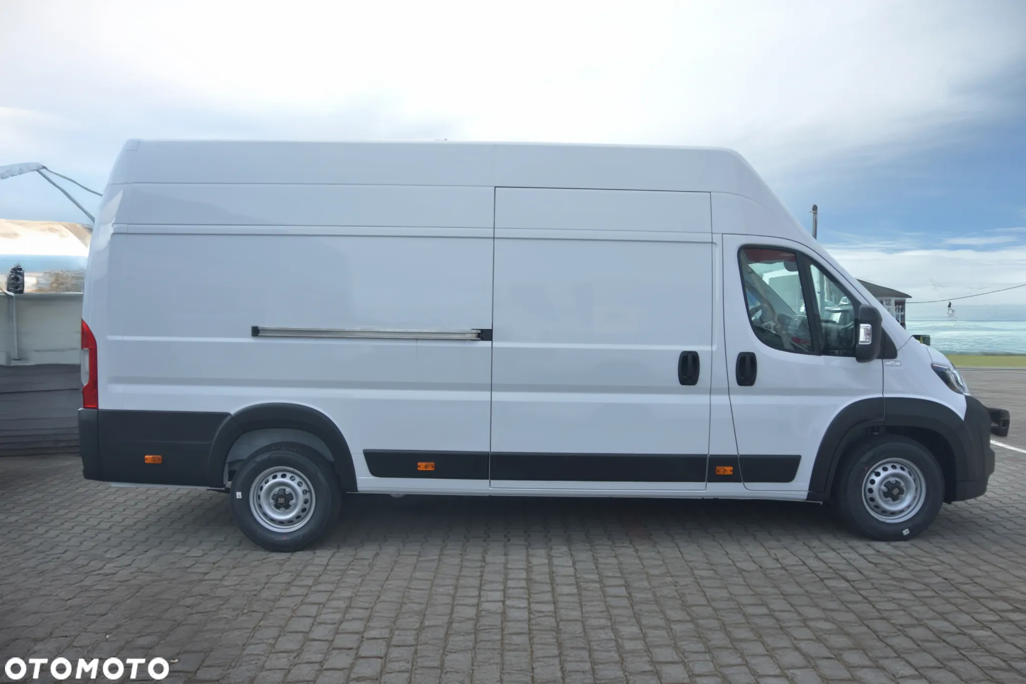 Fiat Ducato L4H3 140KM DMC 3.5t - 4