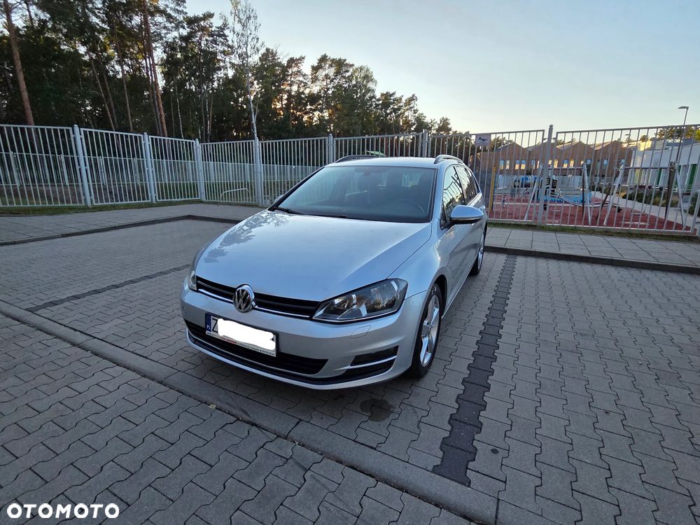 Volkswagen Golf 1.6 TDI BlueMotion Comfortline - 27