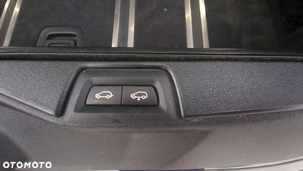 BMW X5 xDrive40i - 39