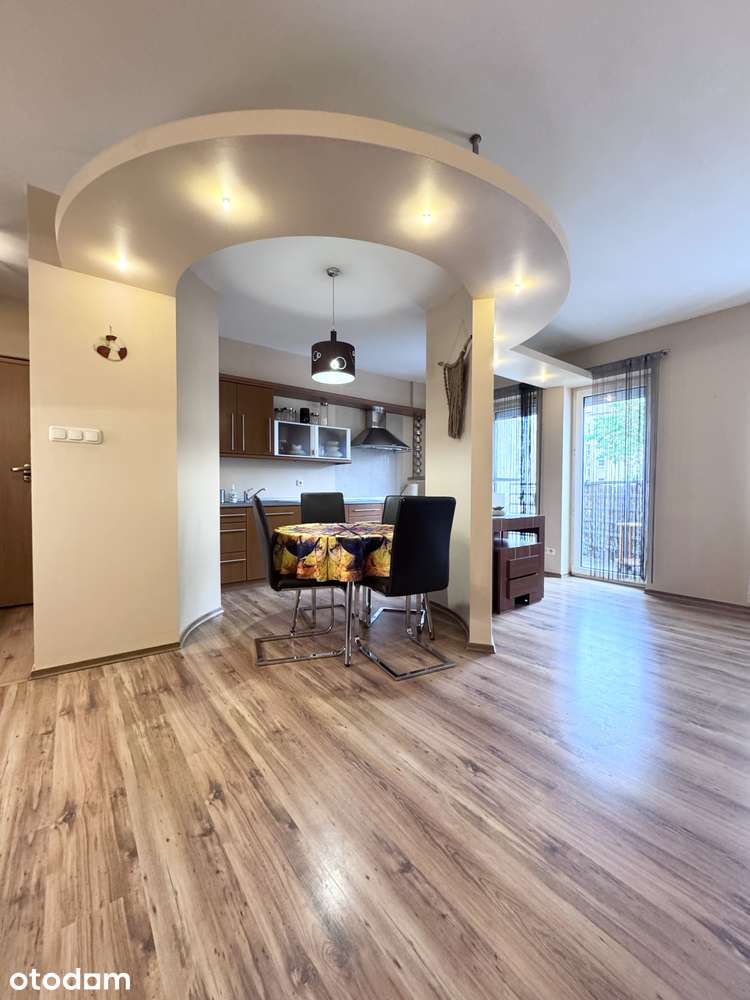 2 POKOJOWE MIESZKANIE W CENTRUM MIASTA 46,2 m² | balkon i taras