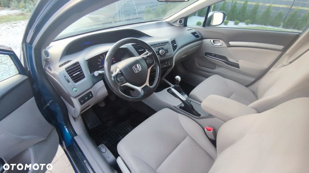 Honda Civic 1.8 Executive - 5