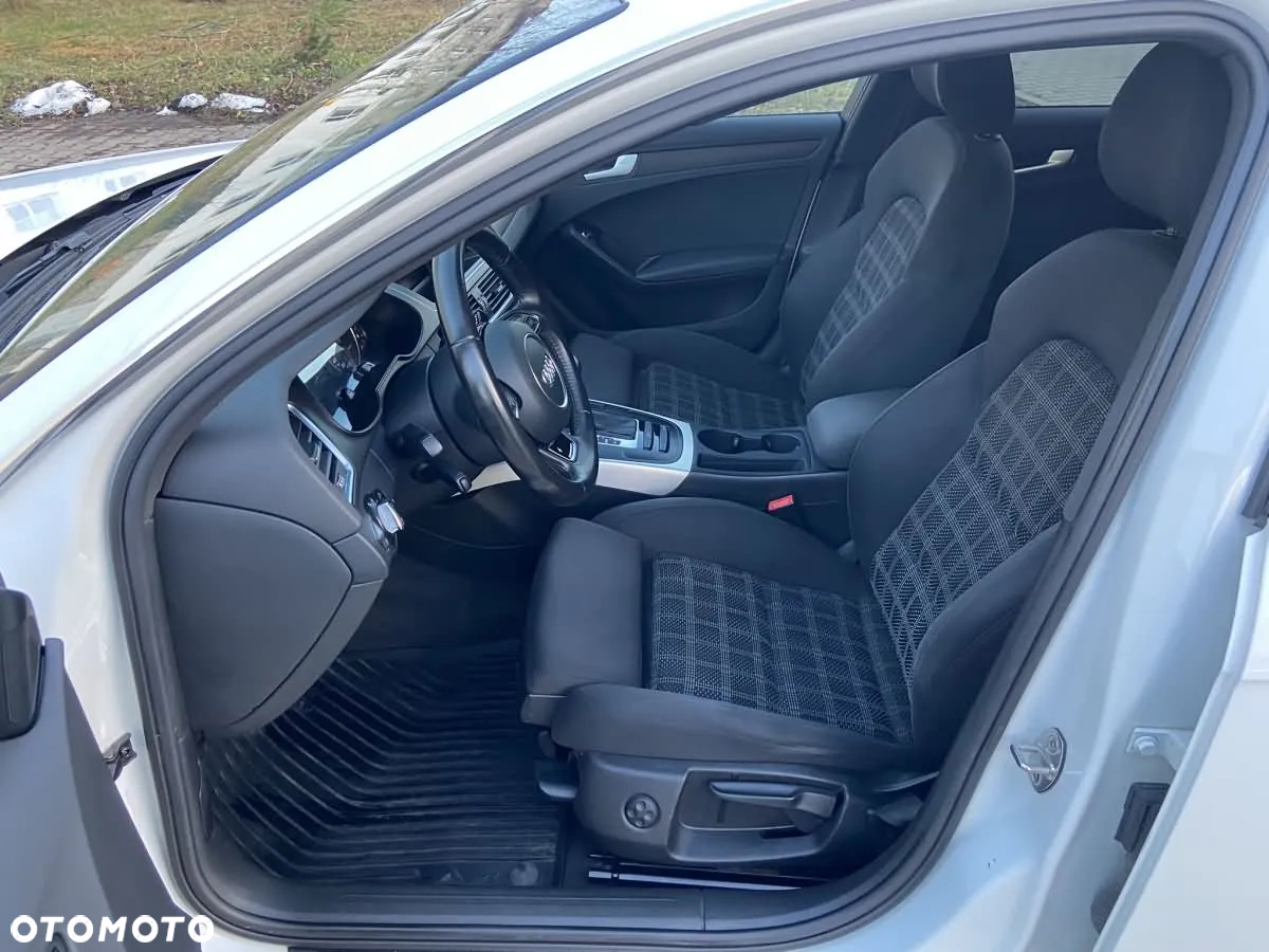 Audi A4 Avant 2.0 TDI DPF quattro S tronic S line Sportpaket - 14
