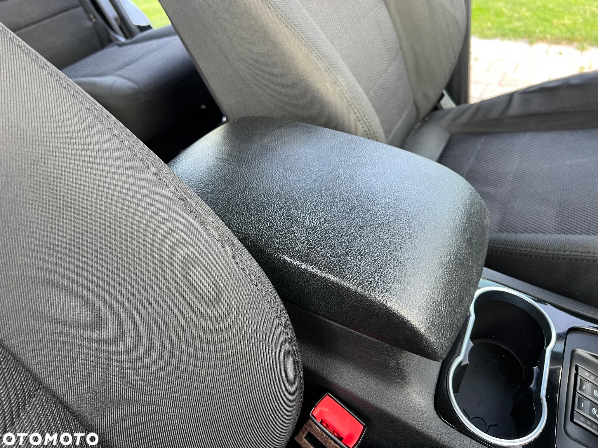 Ford S-Max 1.6 T Trend - 37