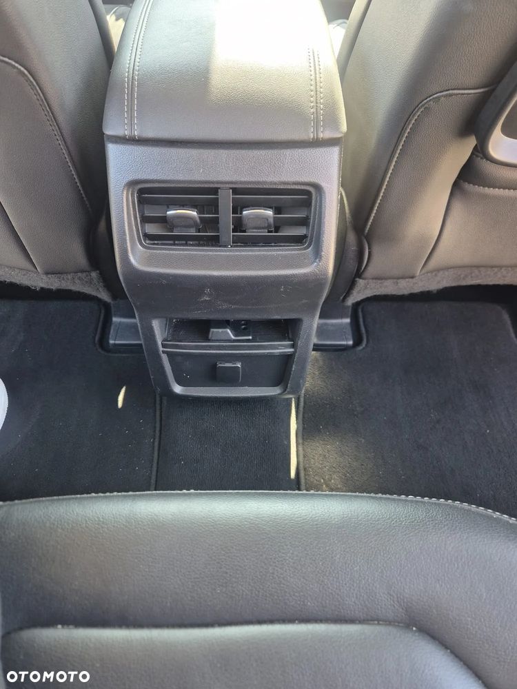 Ford Galaxy 2.0 EcoBlue Titanium - 11