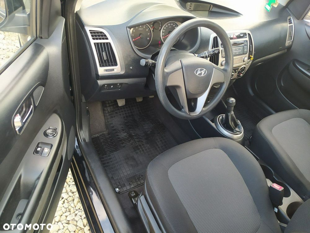 Hyundai i20 - 26