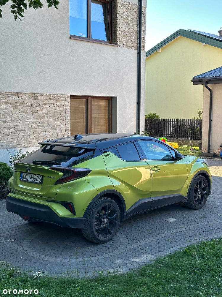 Toyota C-HR 1.8 Hybrid Neon Lime powered by JBL - 3