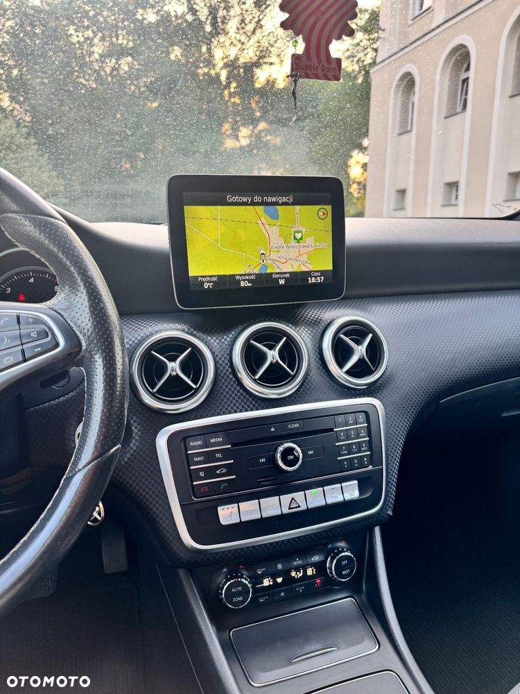 Mercedes-Benz Klasa A 180 d 7G DCT - 20