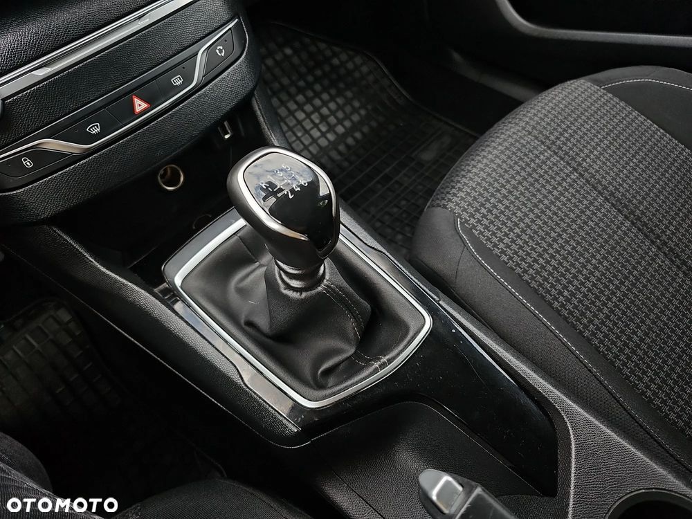 Peugeot 308 1.5 BlueHDi Active S&S - 17