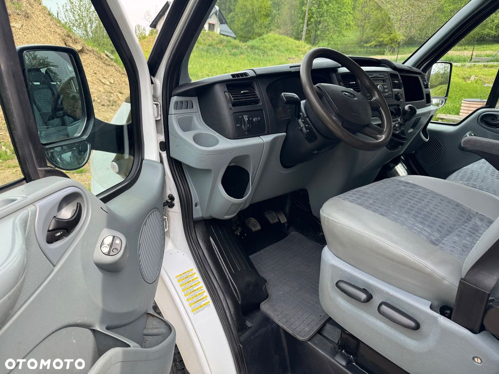 Ford Transit - 7