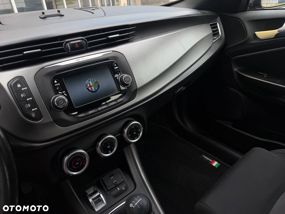 Alfa Romeo Giulietta 1.6 JTDM 16V - 8