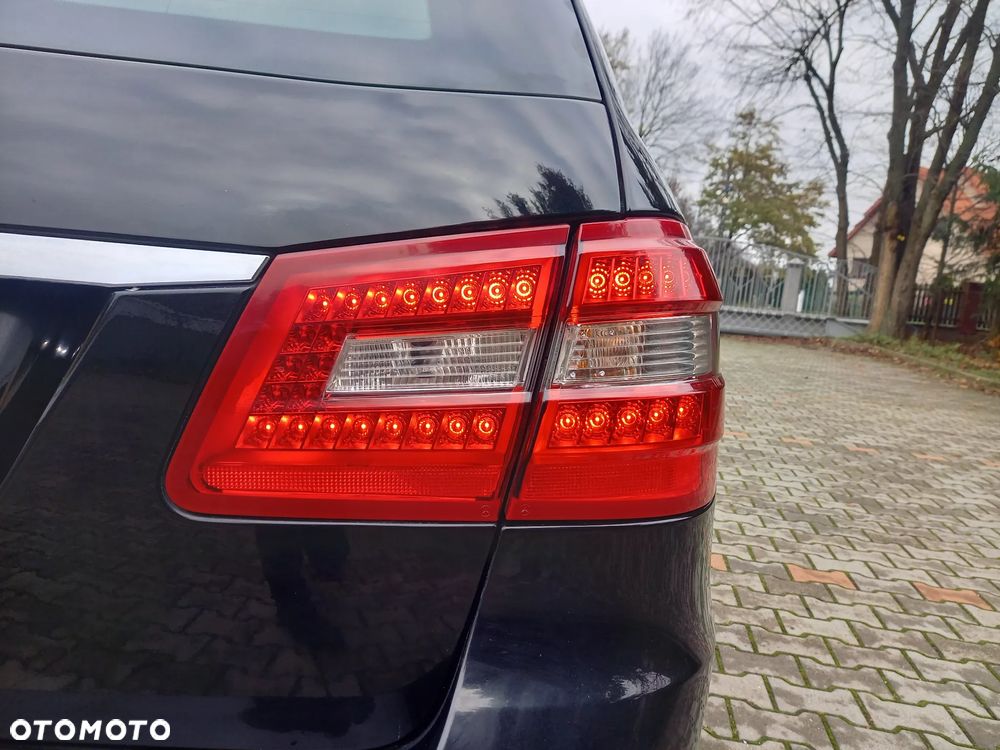 Mercedes-Benz Klasa E 200 CDI DPF BlueEFFICIENCY 7G-TRONIC - 10