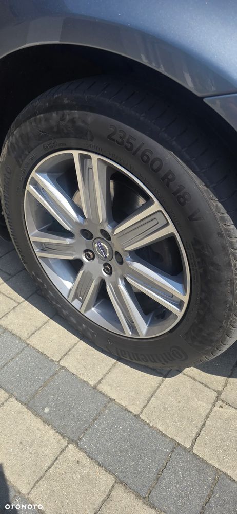 Volvo XC 60 D5 AWD Momentum - 40