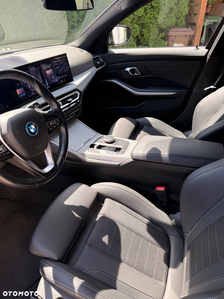 BMW Seria 3 - 11