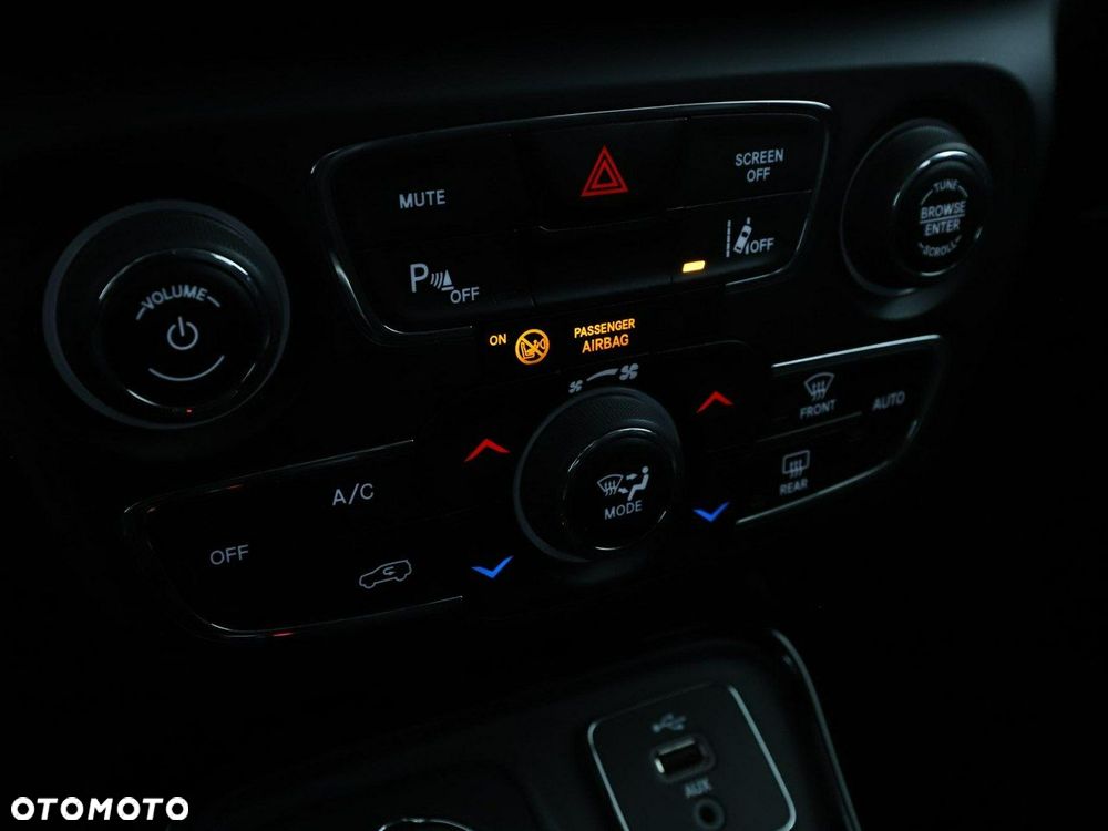 Jeep Compass 2.0 MJD Limited 4WD S&S - 21