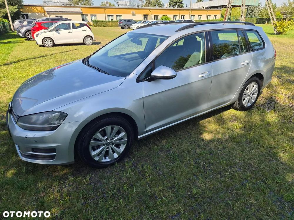 Volkswagen Golf 1.6 TDI Comfortline - 4