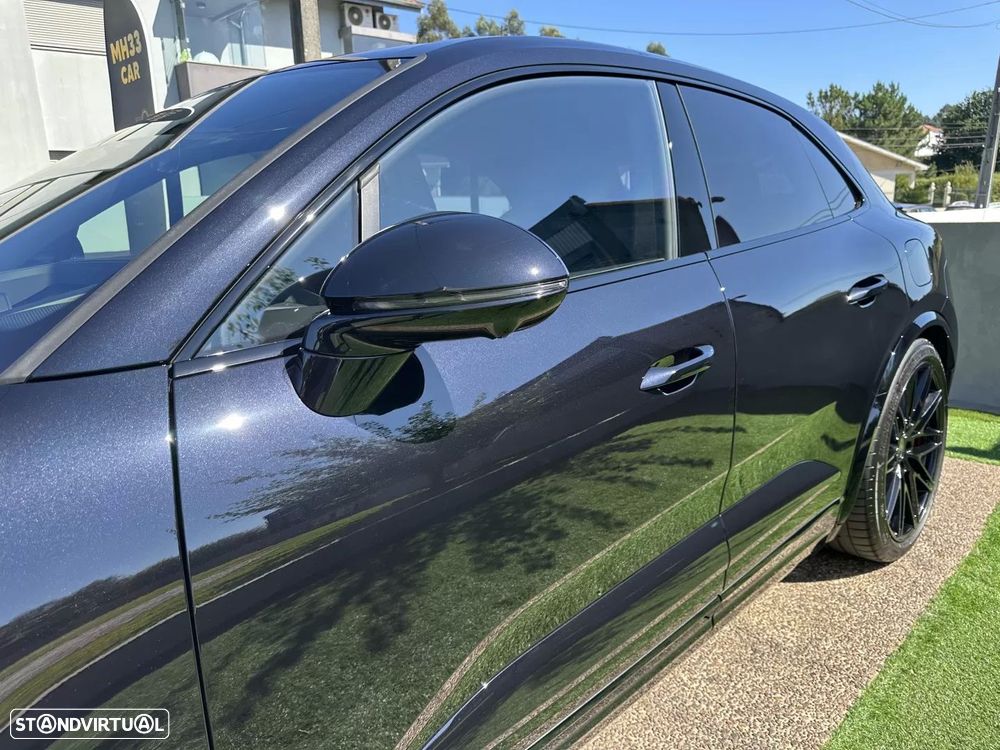 Porsche Macan Electric Turbo - 21