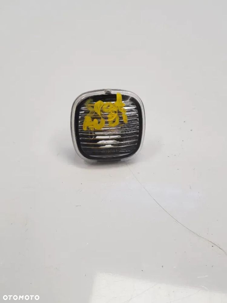 Kierunkowskaz boczny błotnika Skoda Fabia II 100949127b - 1