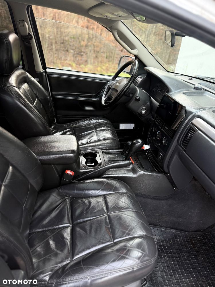Jeep Grand Cherokee 4.0 Laredo - 8