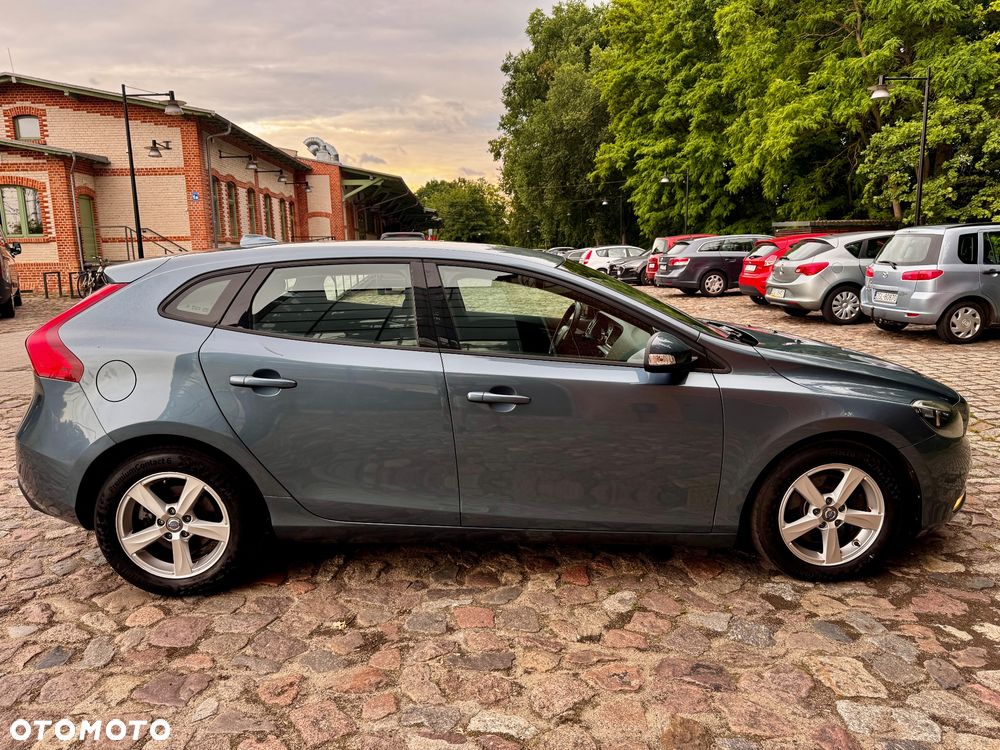 Volvo V40 T3 Kinetic - 9