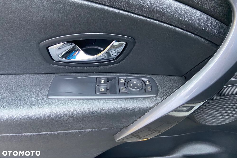 Renault Megane 1.6 dCi Energy Limited - 22