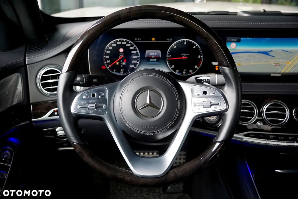 Mercedes-Benz Klasa S 400 d 4-Matic 9G-TRONIC - 31