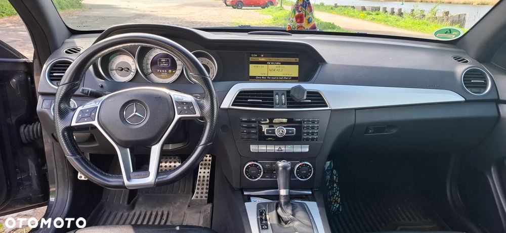 Mercedes-Benz Klasa C 180 Coupe BlueEFFICIENCY 7G-TRONIC - 14