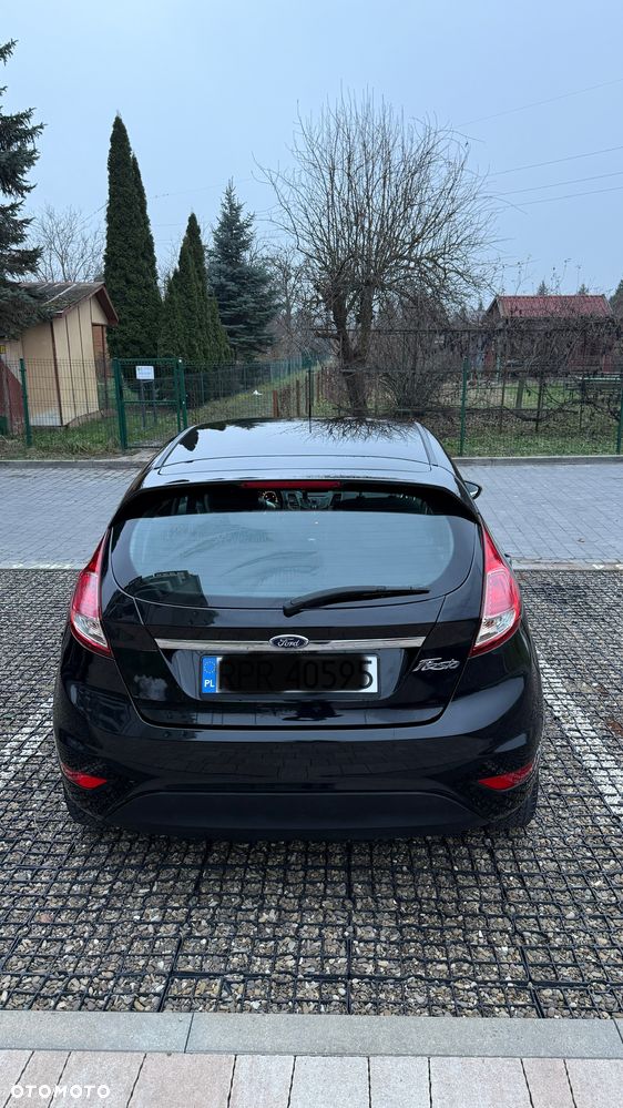 Ford Fiesta 1.25 Titanium EU5 - 16