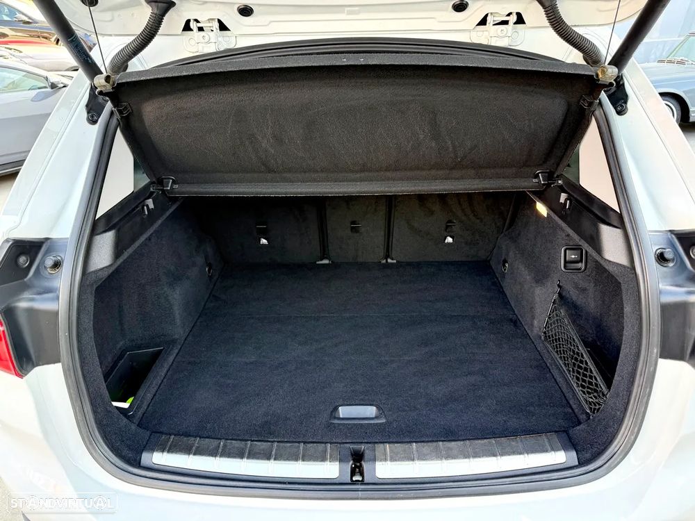 BMW X1 16 d sDrive Line Sport - 31