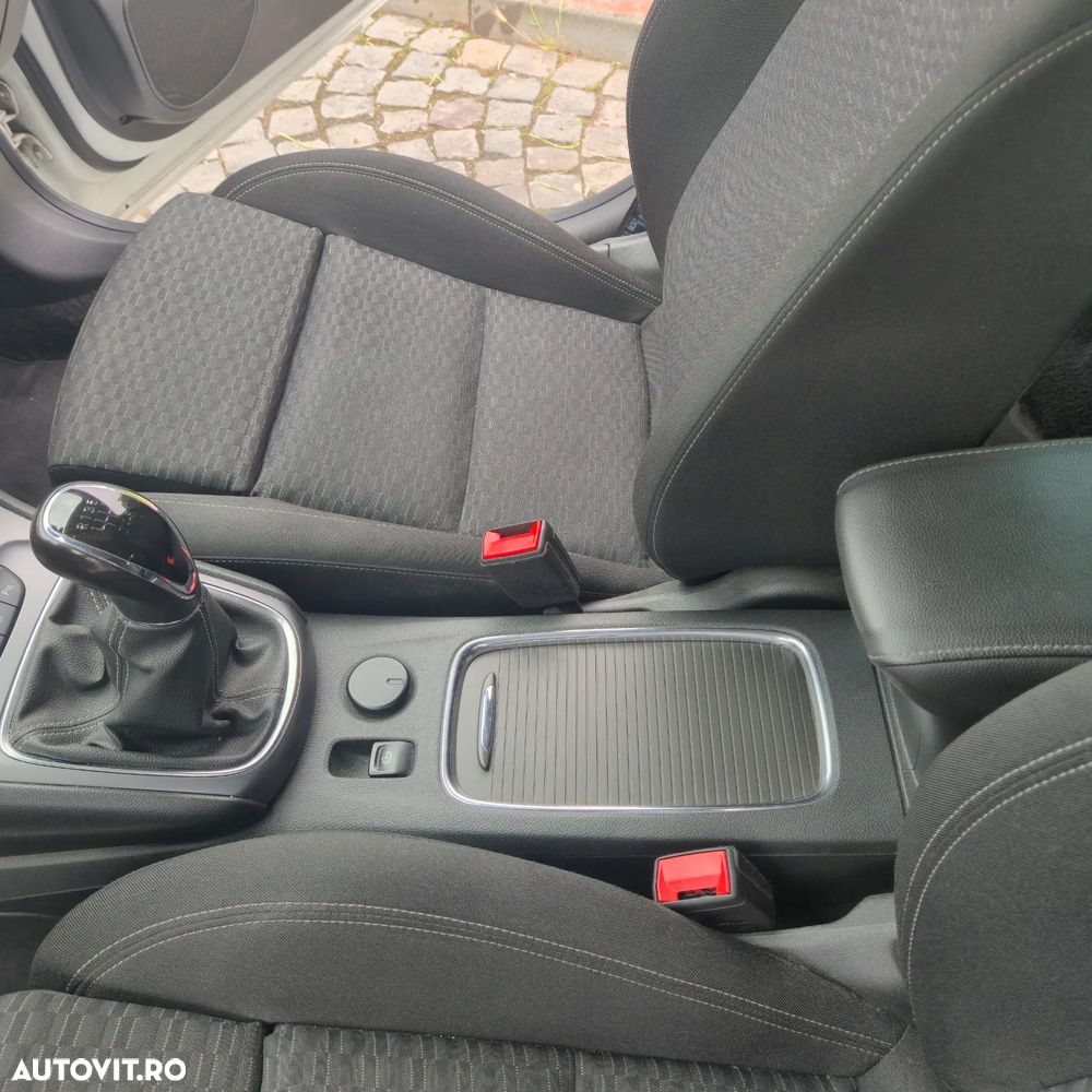 Opel Astra 1.6 D (CDTI) Edition - 9