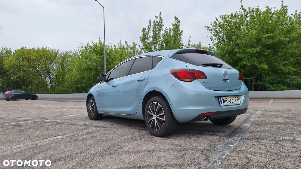 Opel Astra 1.6 T Sport - 6