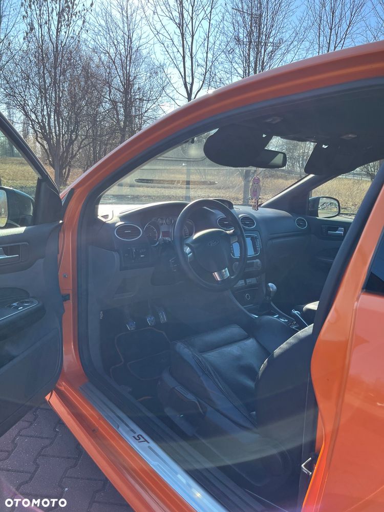 Ford Focus 2.5 ST - 15