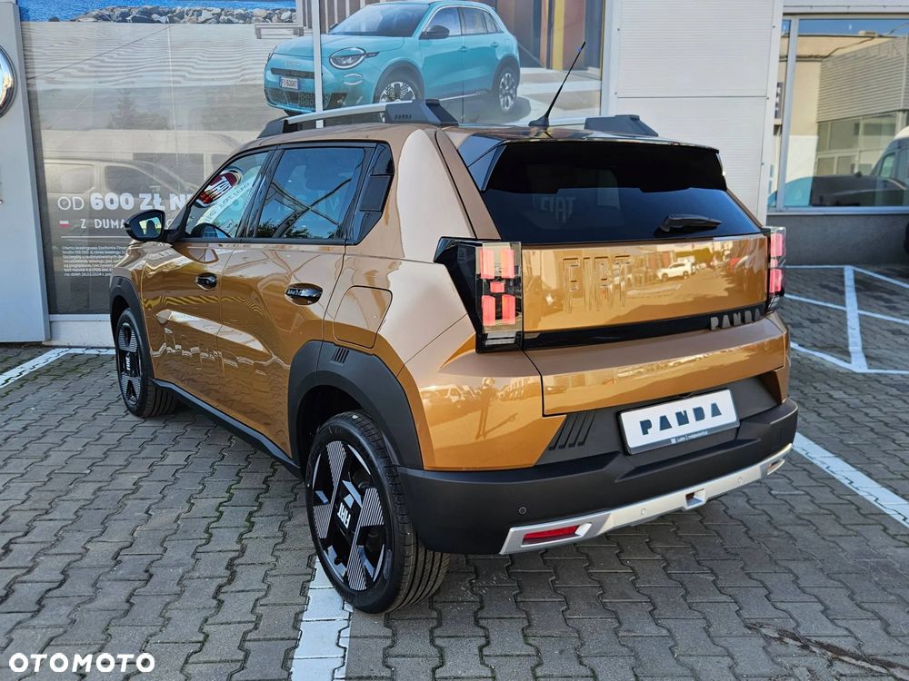 Fiat Grande Panda 1.2 mHEV La Prima eDCT - 4