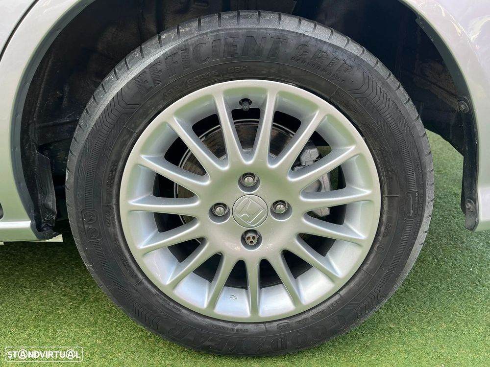 Honda Civic Aerodeck - 10