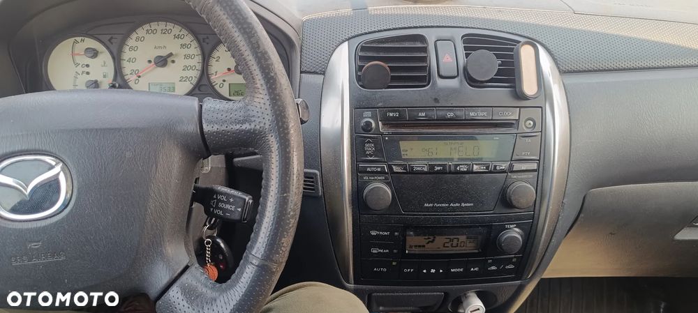 Mazda Premacy - 9